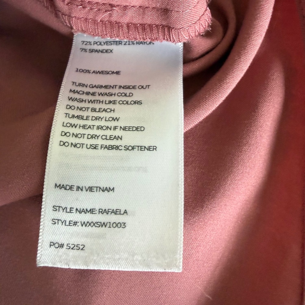 FIGS Scrub Lot 4 Pc Large Yola Pants Sleeveless Tops Pink + Teal Medical 2 sets - Picture 7 of 12